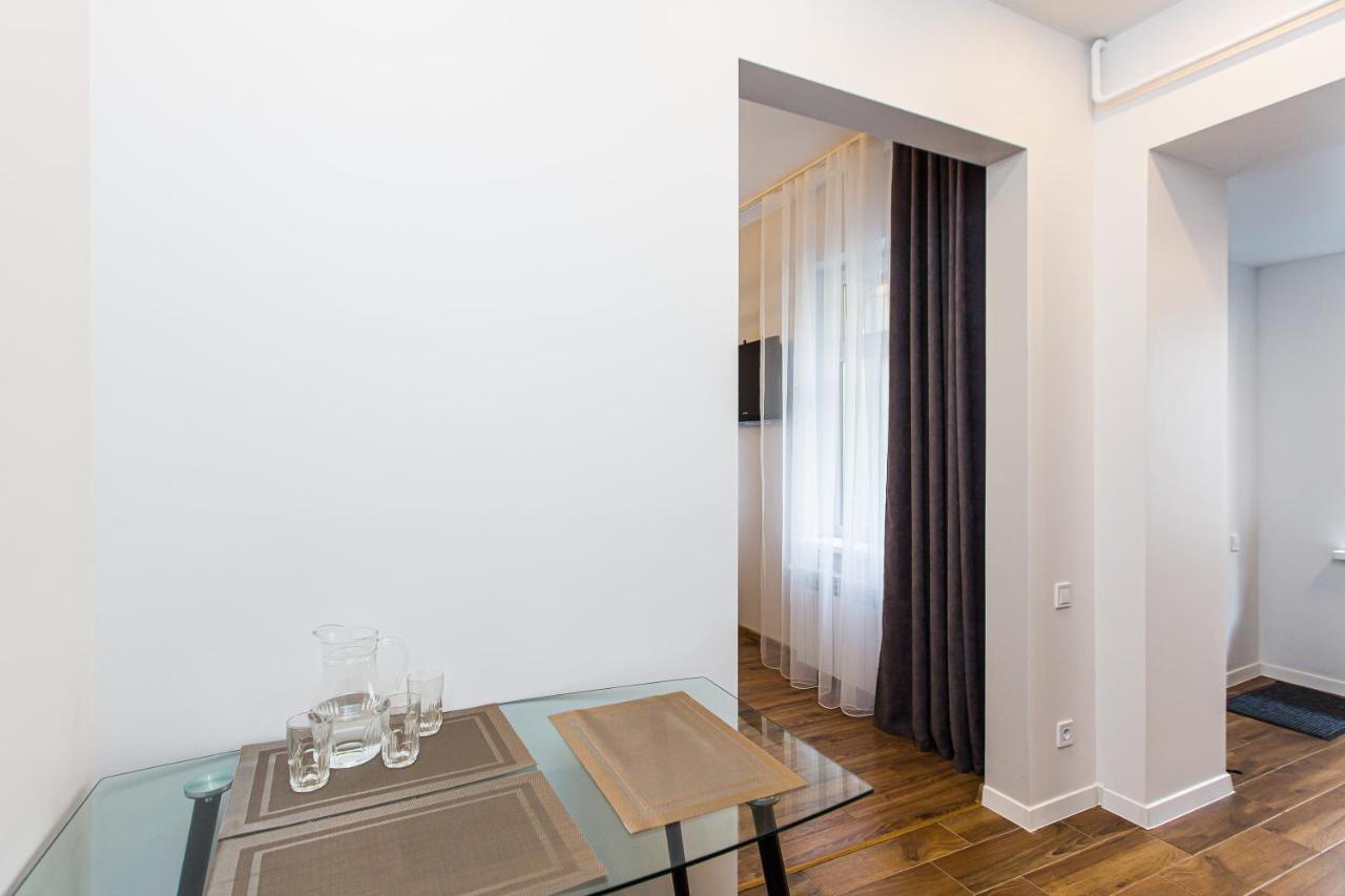 3 Vodna Apartment Lviv Exteriör bild